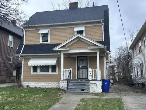 3375 E 142nd St, Cleveland, OH 44120