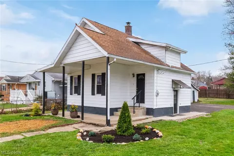 203 Yonker St, Barberton, OH 44203