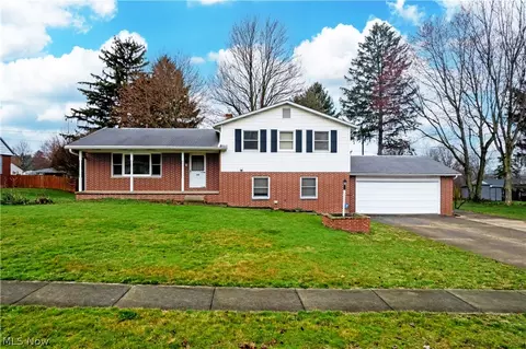 539 Center St, Orrville, OH 44667