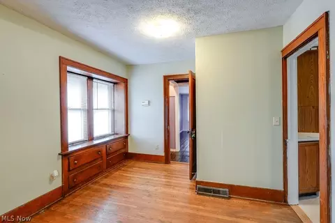 851 Ranney St, Akron, OH 44310 photo 16