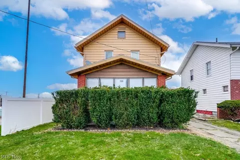 851 Ranney St, Akron, OH 44310