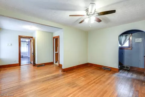 851 Ranney St, Akron, OH 44310 photo 14