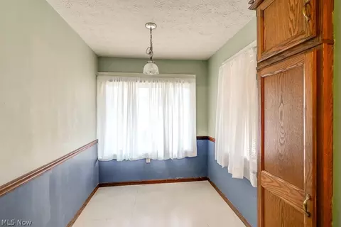 851 Ranney St, Akron, OH 44310 photo 8
