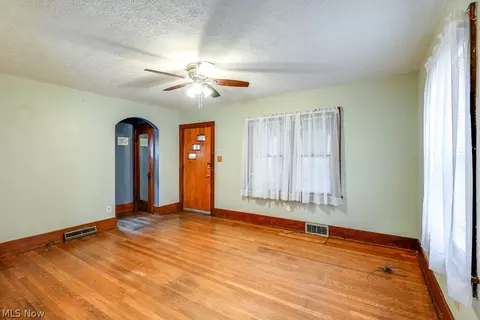 851 Ranney St, Akron, OH 44310 photo 13