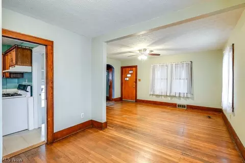851 Ranney St, Akron, OH 44310 photo 17