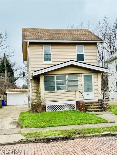 3662 W 104th St, Cleveland, OH 44111