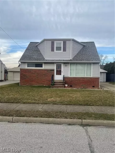 21201 Milan Dr, Euclid, OH 44119