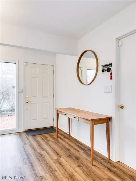 Entry Way - 344 Silver Ridge Dr, Copley, OH 44321 photo 1 of 2