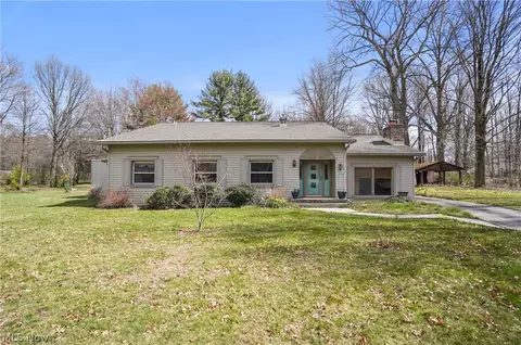 1294 Howland Wilson Rd NE, Warren, OH 44484