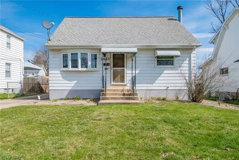 2483 8th St, Cuyahoga Falls, OH 44221