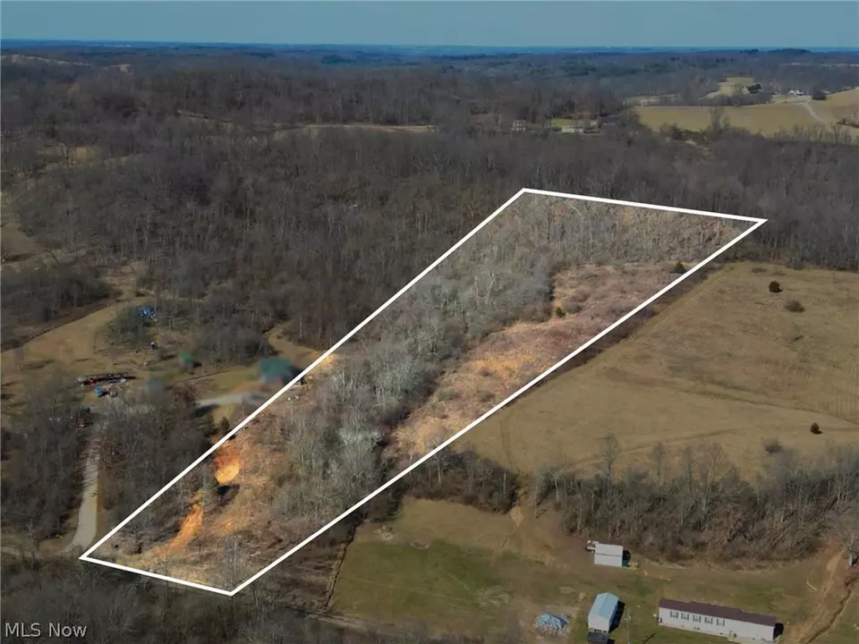  9045 Wilsonwood Rd, Blue Rock, OH 43720 photo 3