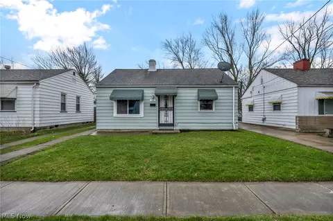 13117 Wainfleet Ave, Cleveland, OH 44135