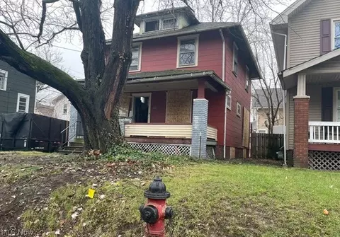 801 Columbus Ave NW, Canton, OH 44708