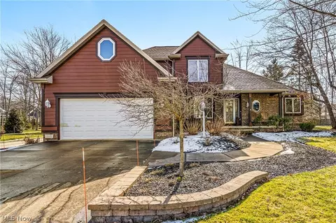 366 Beverly Dr, Jefferson, OH 44047
