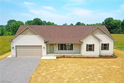 6834 Palmyra Rd SW, Warren, OH 44481