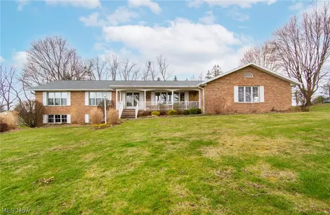 73 Garfield St, Lisbon, OH 44432