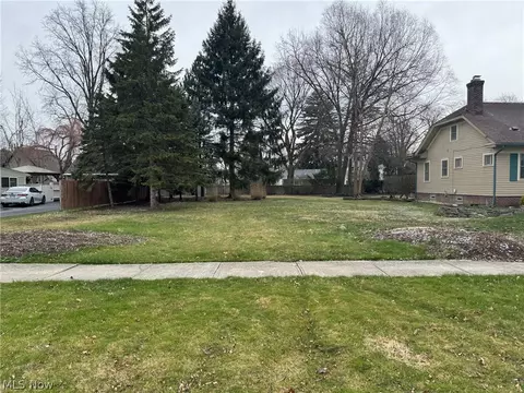 Vl Oakdale Avenue, Willoughby, OH 44094