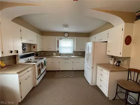 Kitchen - 402 Whipple Ave NW, Canton, OH 44708 photo 1 of 1