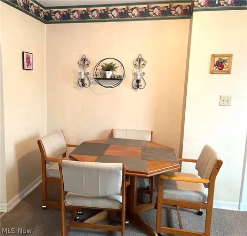 Dining - 402 Whipple Ave NW, Canton, OH 44708 photo 2 of 2