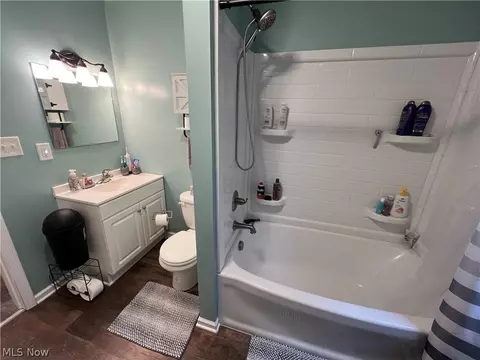 Bath - 521 Harmon Ave NE, Brewster, OH 44613 photo 2 of 3