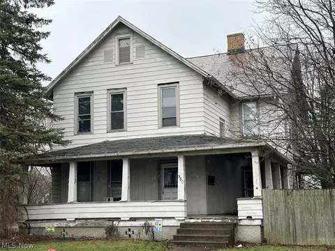 560 N Lisbon St, Carrollton, OH 44615
