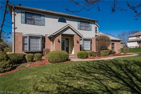 6517 Harborview Ave NW, Canton, OH 44718