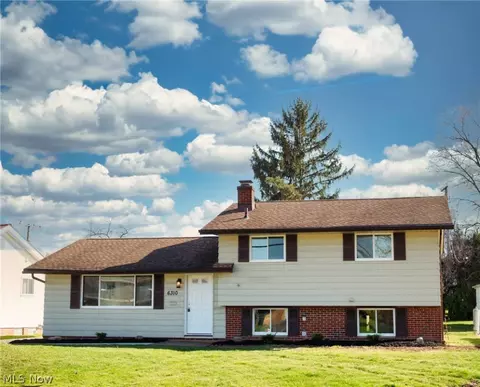 6310 Ridgebury Blvd, Mayfield Heights, OH 44124
