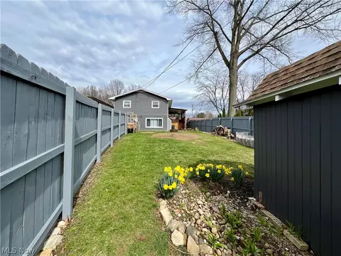 Exterior - 210 High St, Dover, OH 44622 photo 9 of 10
