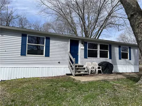 3000 Moxadarla Dr #36, Zanesville, OH 43701