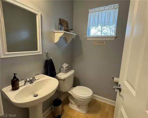 Bath - 7771 Gresham Ln, Hudson, OH 44236 photo 1 of 5