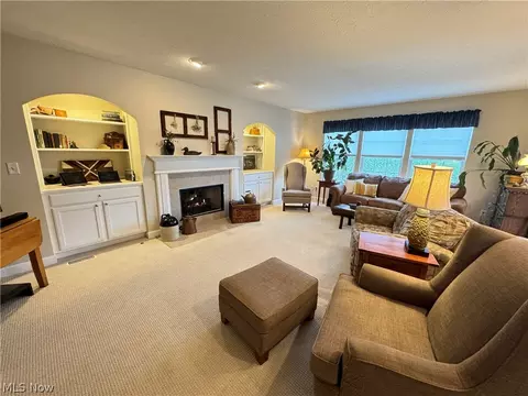 Living - 7771 Gresham Ln, Hudson, OH 44236 photo 1 of 5