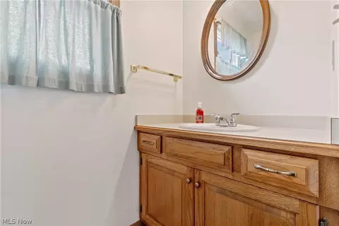 3440 Briton Cir NW, Canton, OH 44708 photo 16