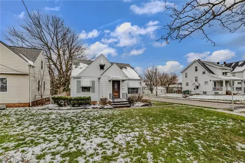 5731 Dunham Rd, Maple Heights, OH 44137