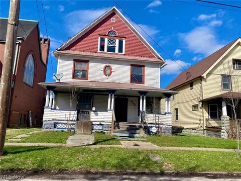 3104 Woodbridge Ave, Cleveland, OH 44109