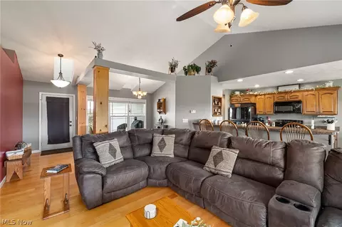 72 Township Road 581, Sullivan, OH 44880 photo 6