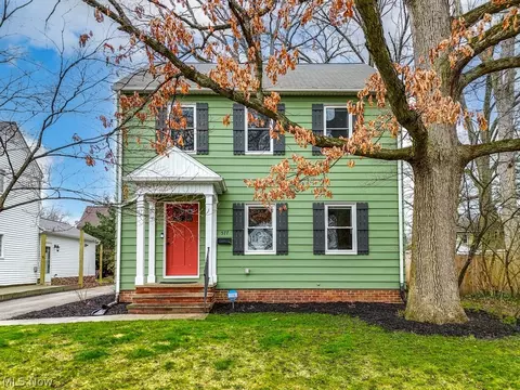 577 Avalon Ave, Akron, OH 44320