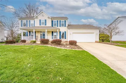5903 University Heights Cir NW, North Canton, OH 44720