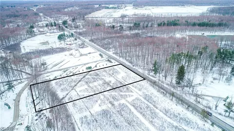 Painesville-warren Road, Painesville, OH 44077
