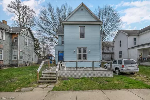 646 S Freedom Ave, Alliance, OH 44601