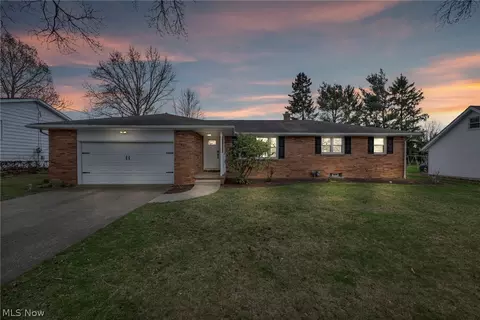 1855 Neal Dr, Wooster, OH 44691