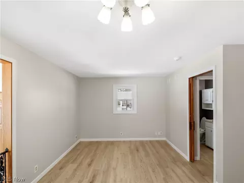 533 Hartford Dr, Elyria, OH 44035 photo 19