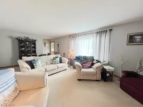 Living - 129 High St, Dover, OH 44622 photo 1 of 3