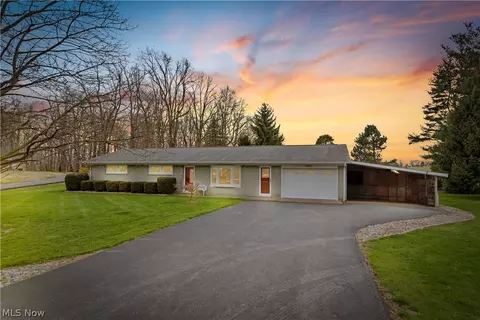 5223 Graber Rd, Fredericksburg, OH 44627