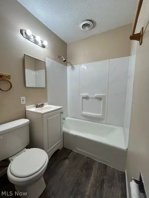 821 Eugene St, Akron, OH 44306 photo 16
