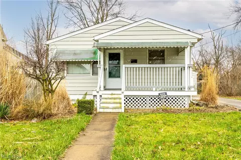 154 Erie St, Elyria, OH 44035