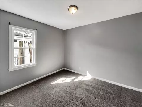 152 Stephens Rd, Akron, OH 44312 photo 5