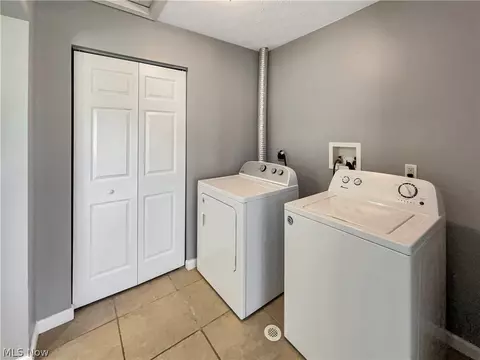 152 Stephens Rd, Akron, OH 44312 photo 10