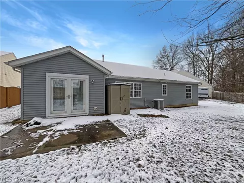 231 Rauscher Ct, Elyria, OH 44035 photo 15