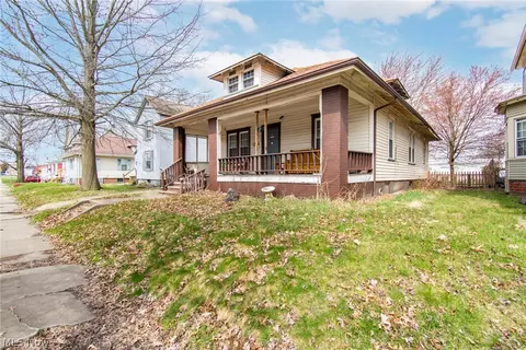 Exterior - 335 E Ohio Ave, Sebring, OH 44672 photo 1 of 7