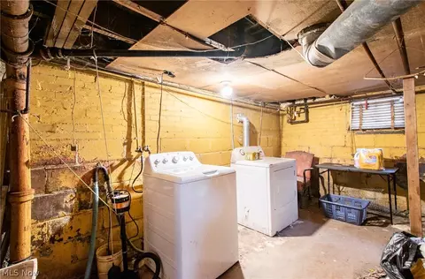 Other - 335 E Ohio Ave, Sebring, OH 44672 photo 6 of 8